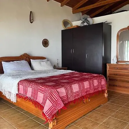 Olga House In Front Of The Semesterbostad Polikhronon