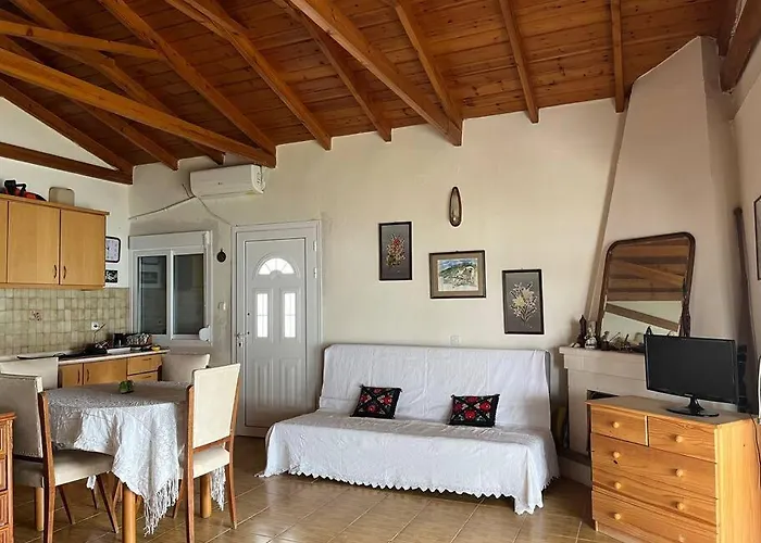 Olga House In Front Of The Tatil Evi *